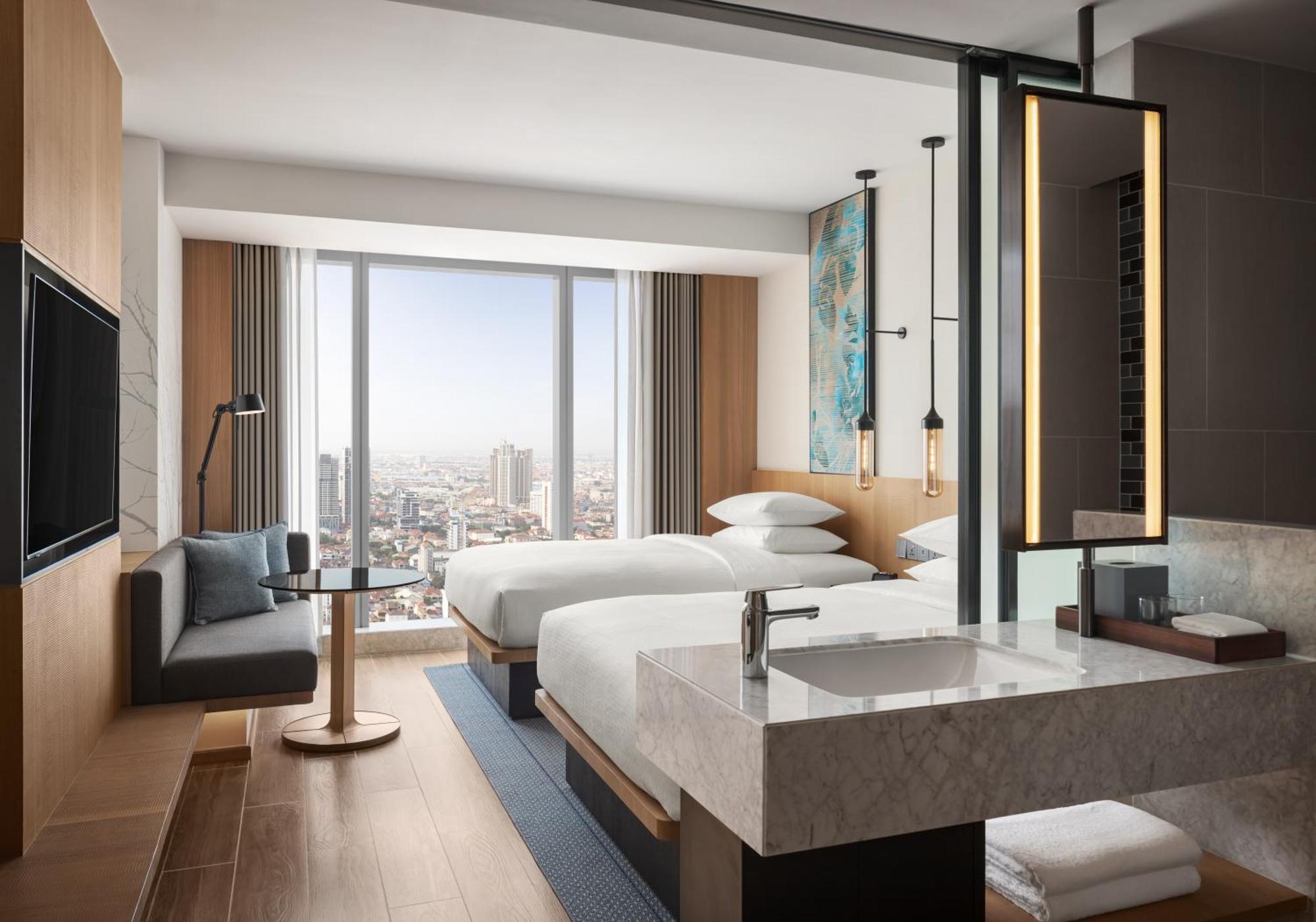 Fairfield By Marriott Phnom Penh Hotel Bagian luar foto