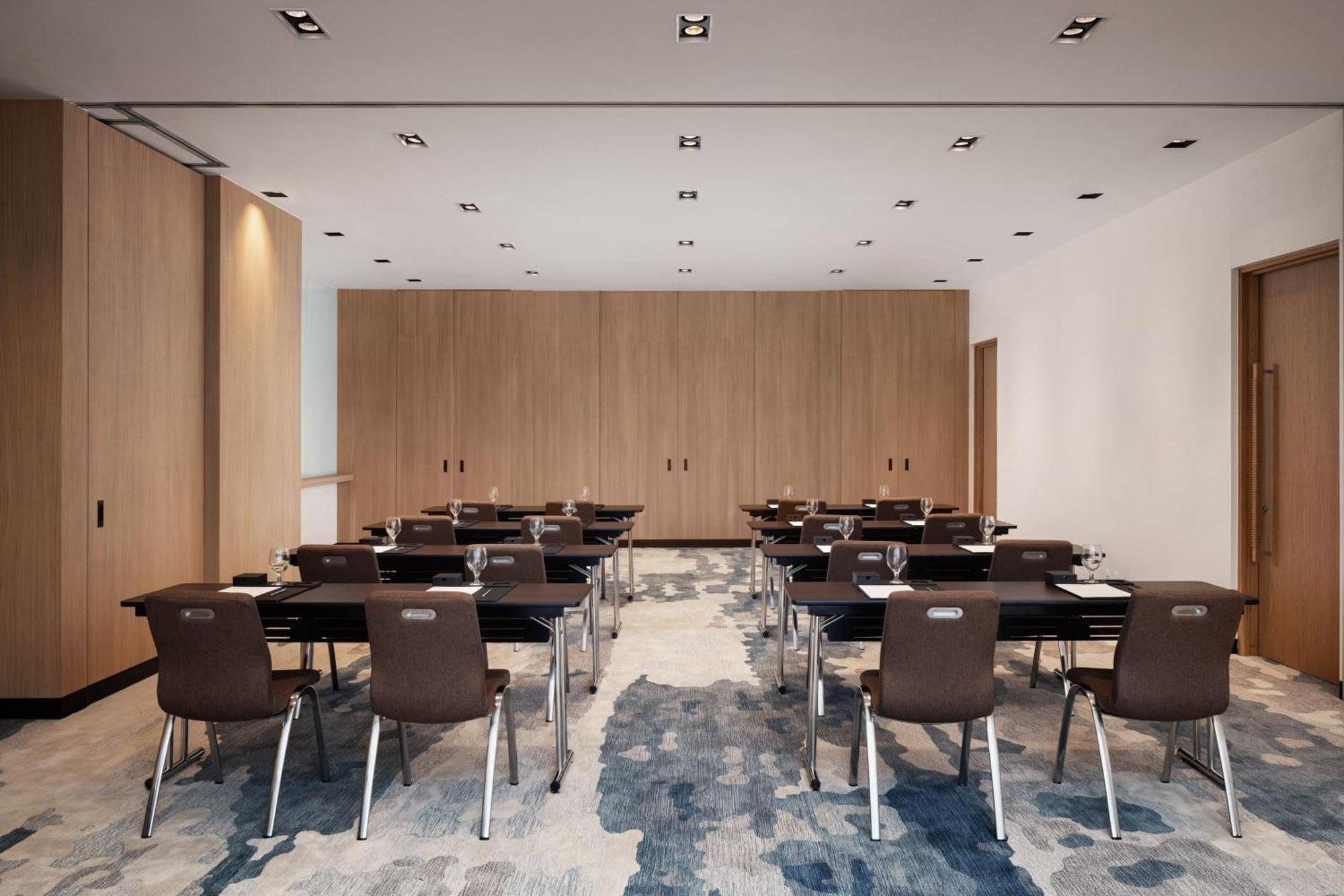 Fairfield By Marriott Phnom Penh Hotel Bagian luar foto