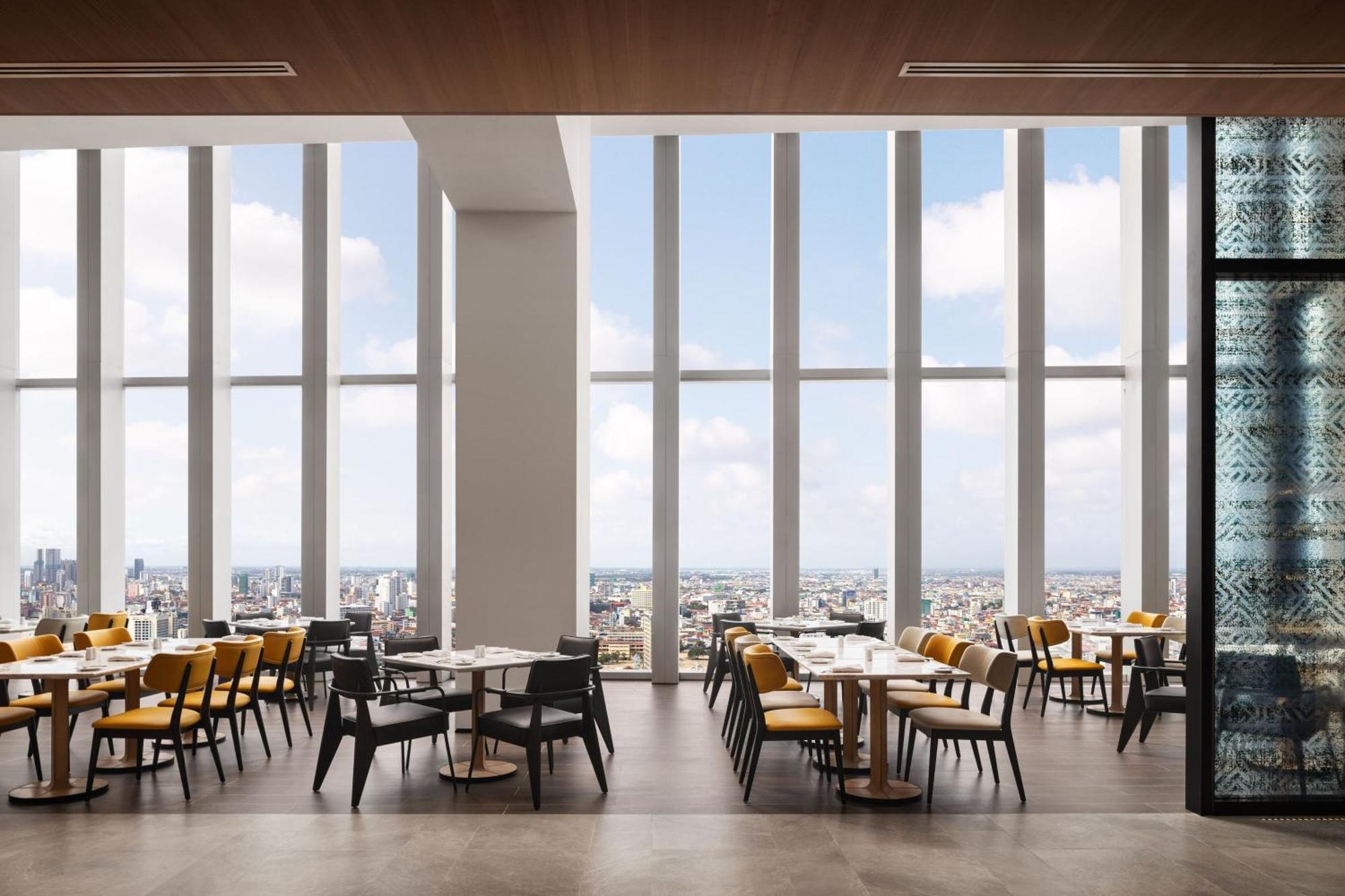 Fairfield By Marriott Phnom Penh Hotel Bagian luar foto